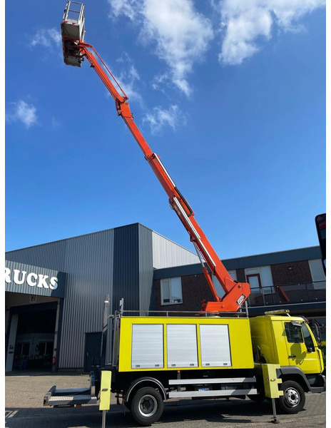 MAN L2000 12.210 CUSTER T-200- 18 - Вантажівка: фото 4 MAN L2000 12.210 CUSTER T-200- 18 - Вантажівка: фото 4