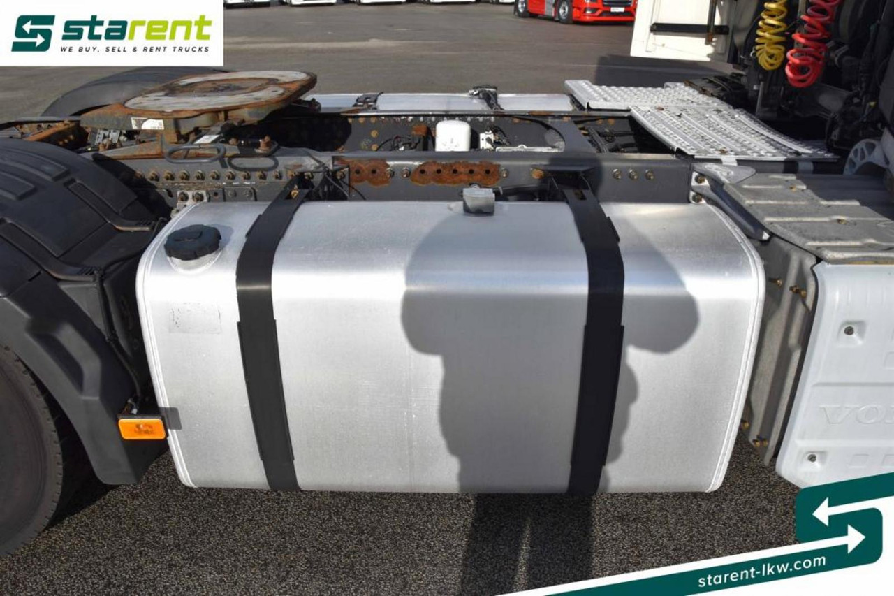 Тягач Volvo FH460 XL-Kabine I-Shift VEB+ Xenon Standklima: фото 10 Тягач Volvo FH460 XL-Kabine I-Shift VEB+ Xenon Standklima: фото 10