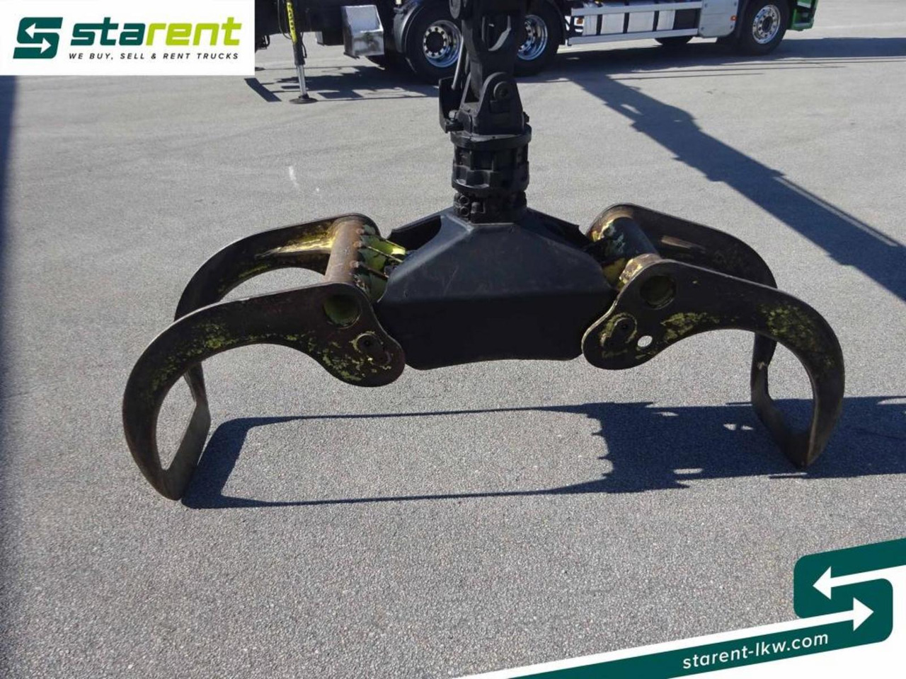 Лісовоз Volvo FH16 750 6x4 Holzaufbau mit Kran (Tajfun LIV120Z): фото 14 Лісовоз Volvo FH16 750 6x4 Holzaufbau mit Kran (Tajfun LIV120Z): фото 14