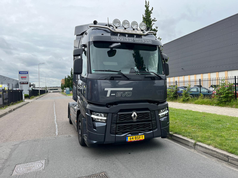 Renault T-13 Evo SC 480 T4x2, Sleeper Cabine, Airco, Nav, Bluetooth - Тягач: фото 4 Renault T-13 Evo SC 480 T4x2, Sleeper Cabine, Airco, Nav, Bluetooth - Тягач: фото 4