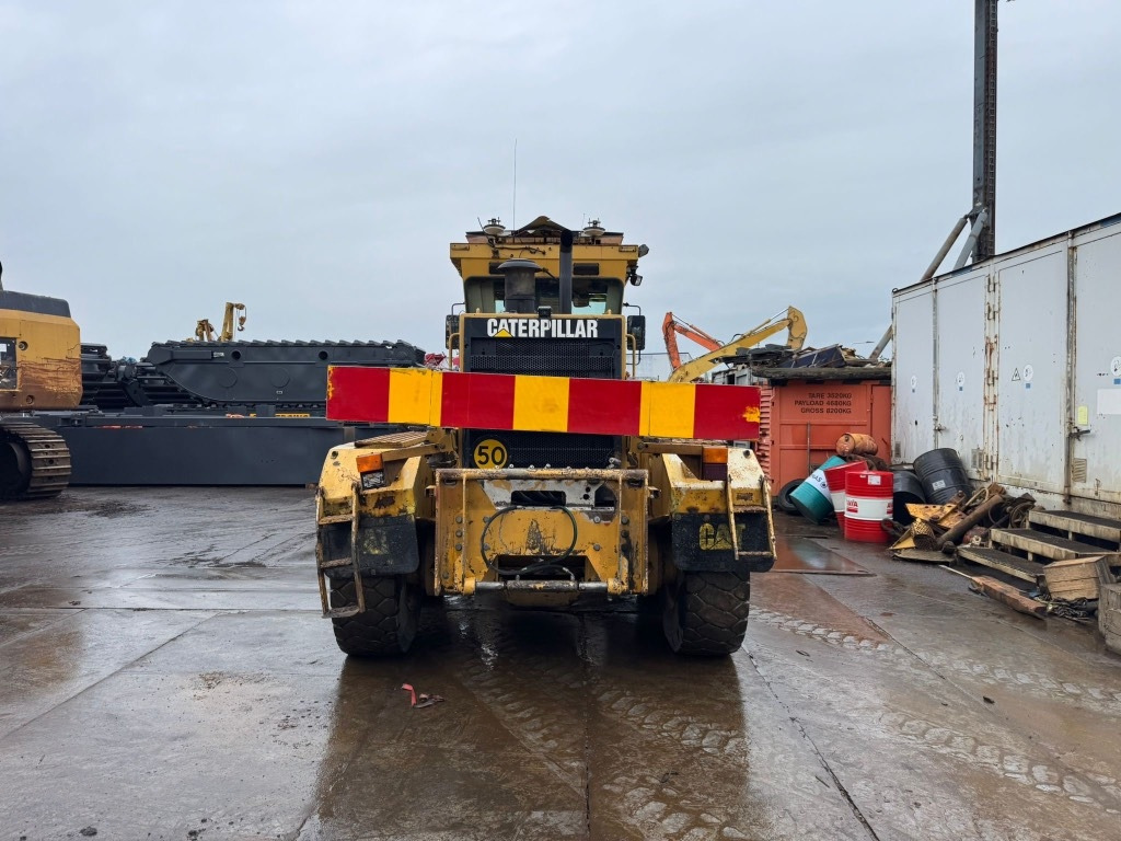 CAT 140 H - Грейдер: фото 4 CAT 140 H - Грейдер: фото 4