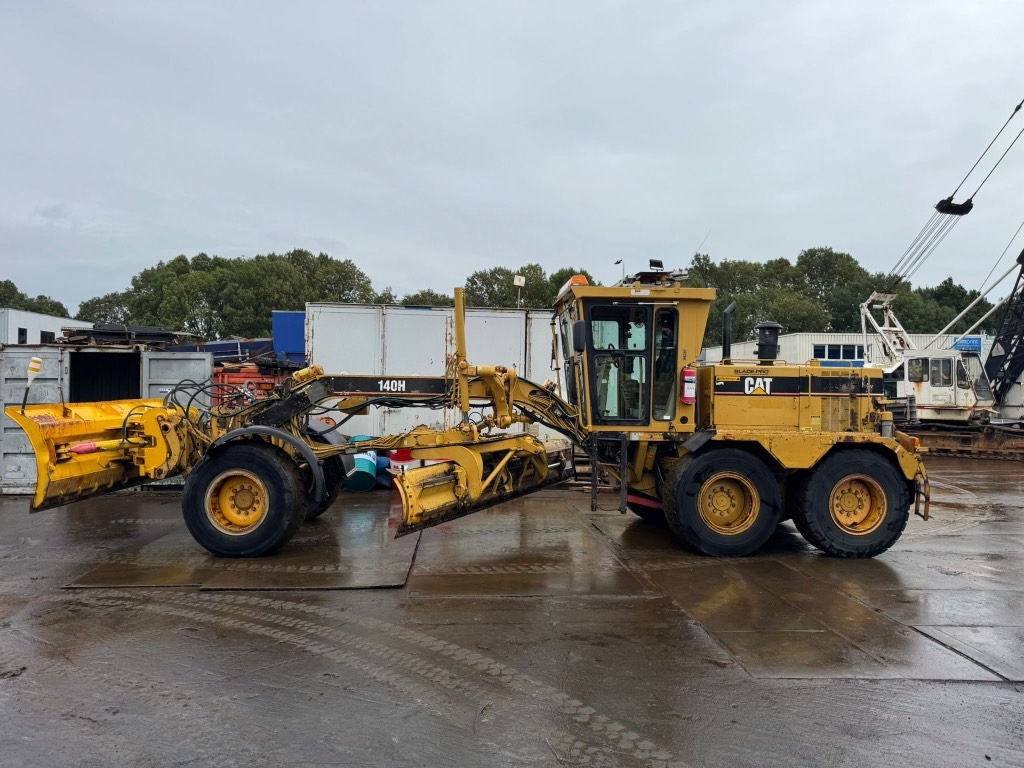 CAT 140 H - Грейдер: фото 1 CAT 140 H - Грейдер: фото 1