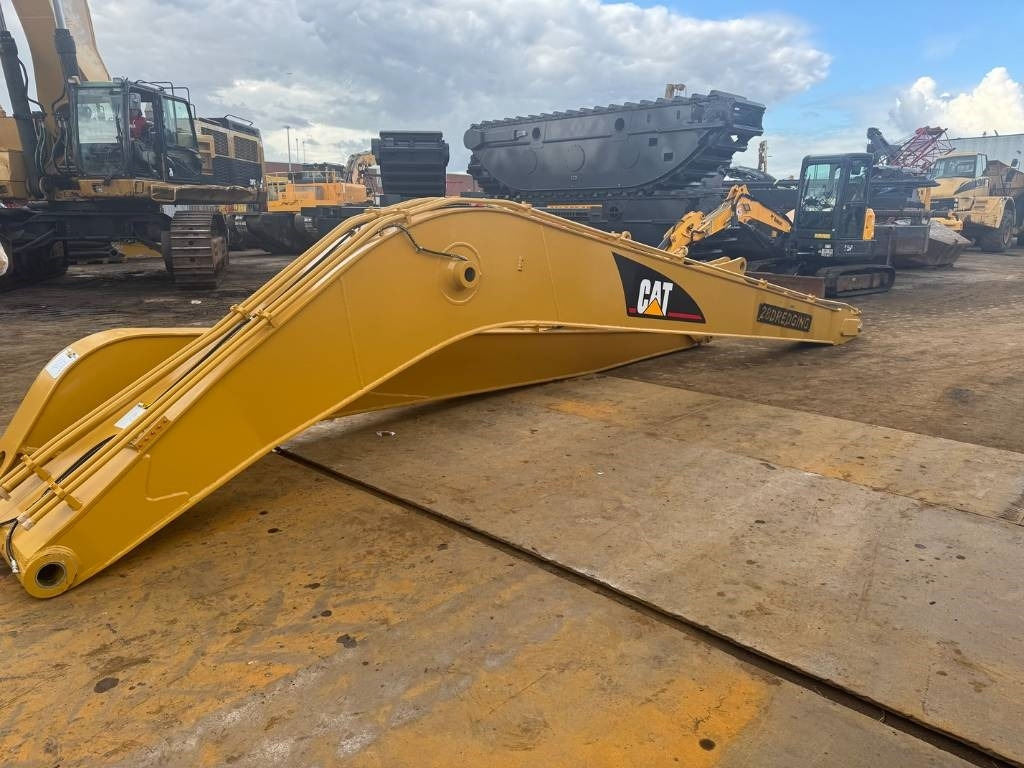 CAT 320 C L LONG REACH BOOM 15M UNUSED  - Екскаватор: фото 2 CAT 320 C L LONG REACH BOOM 15M UNUSED  - Екскаватор: фото 2