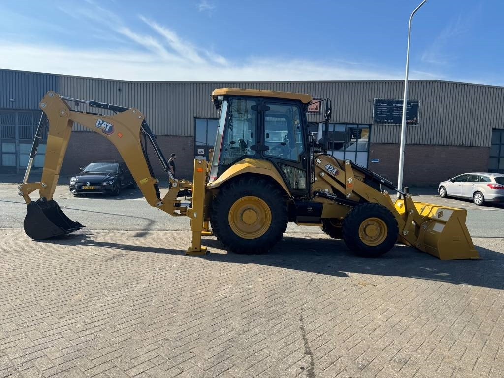 CAT 424 4X4 ( UNUSED NEW ) - Екскаватор-навантажувач: фото 5 CAT 424 4X4 ( UNUSED NEW ) - Екскаватор-навантажувач: фото 5