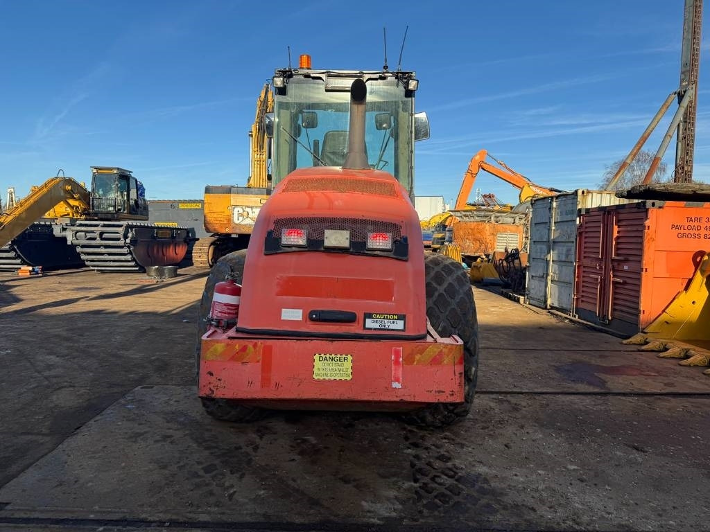 CAT CS 76 - Дорожній каток: фото 4 CAT CS 76 - Дорожній каток: фото 4