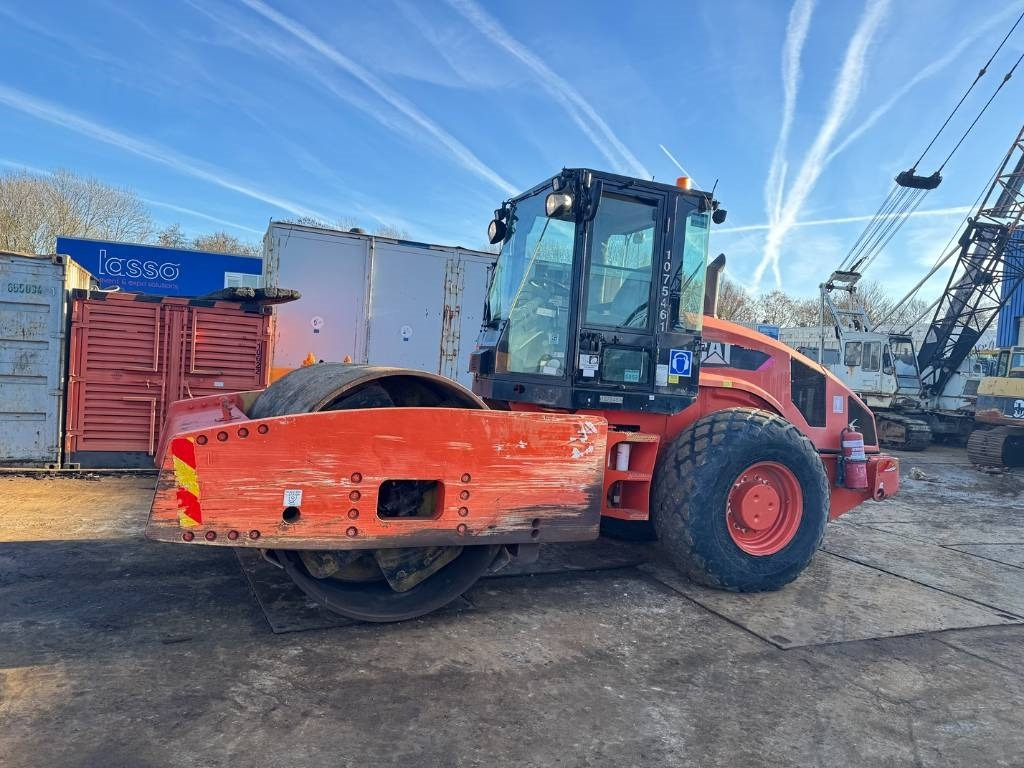 CAT CS 76 - Дорожній каток: фото 2 CAT CS 76 - Дорожній каток: фото 2