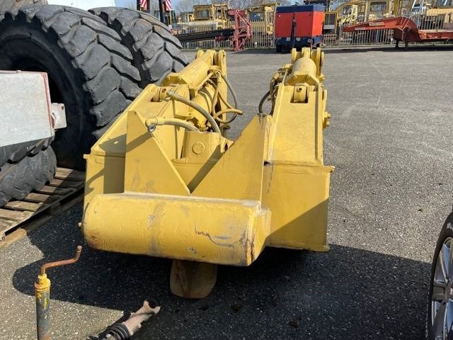 CAT D 8 R Ripper - Розпушувач в категорії Будівельна техніка: фото 2 CAT D 8 R Ripper - Розпушувач в категорії Будівельна техніка: фото 2