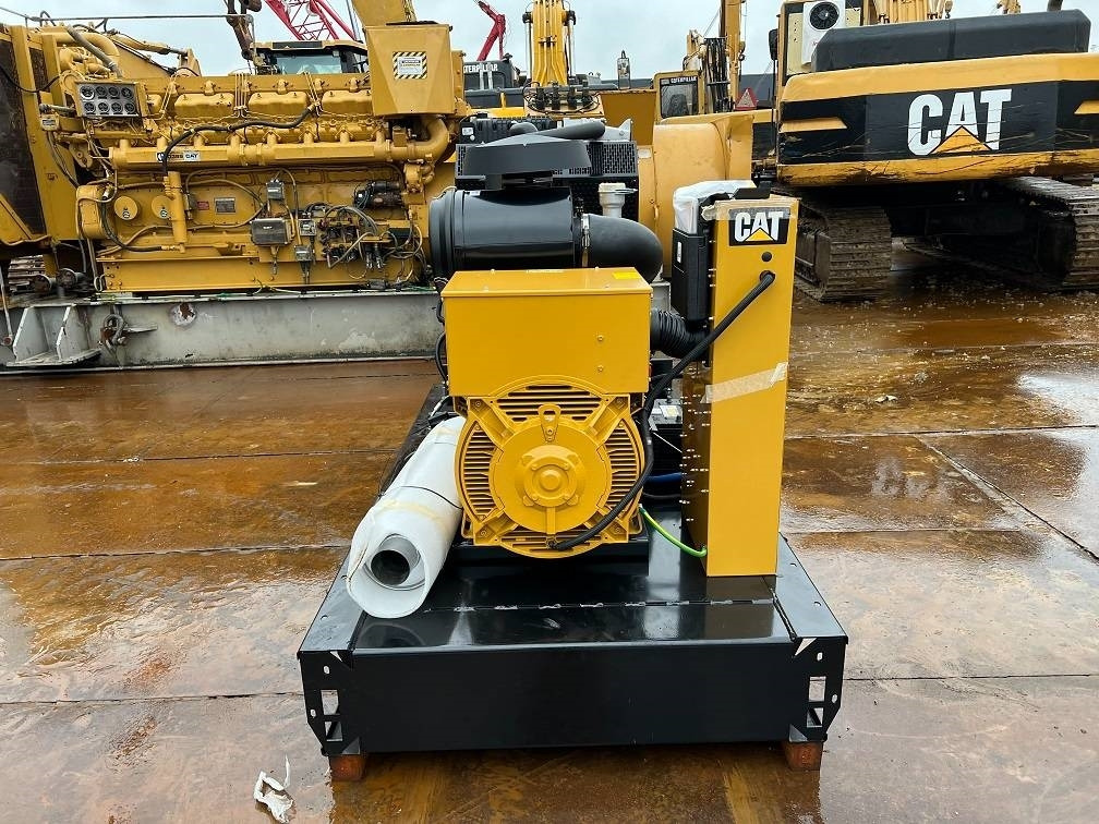 CAT DE 200 E3 ( 200kva ) unused - Електричний генератор: фото 3 CAT DE 200 E3 ( 200kva ) unused - Електричний генератор: фото 3