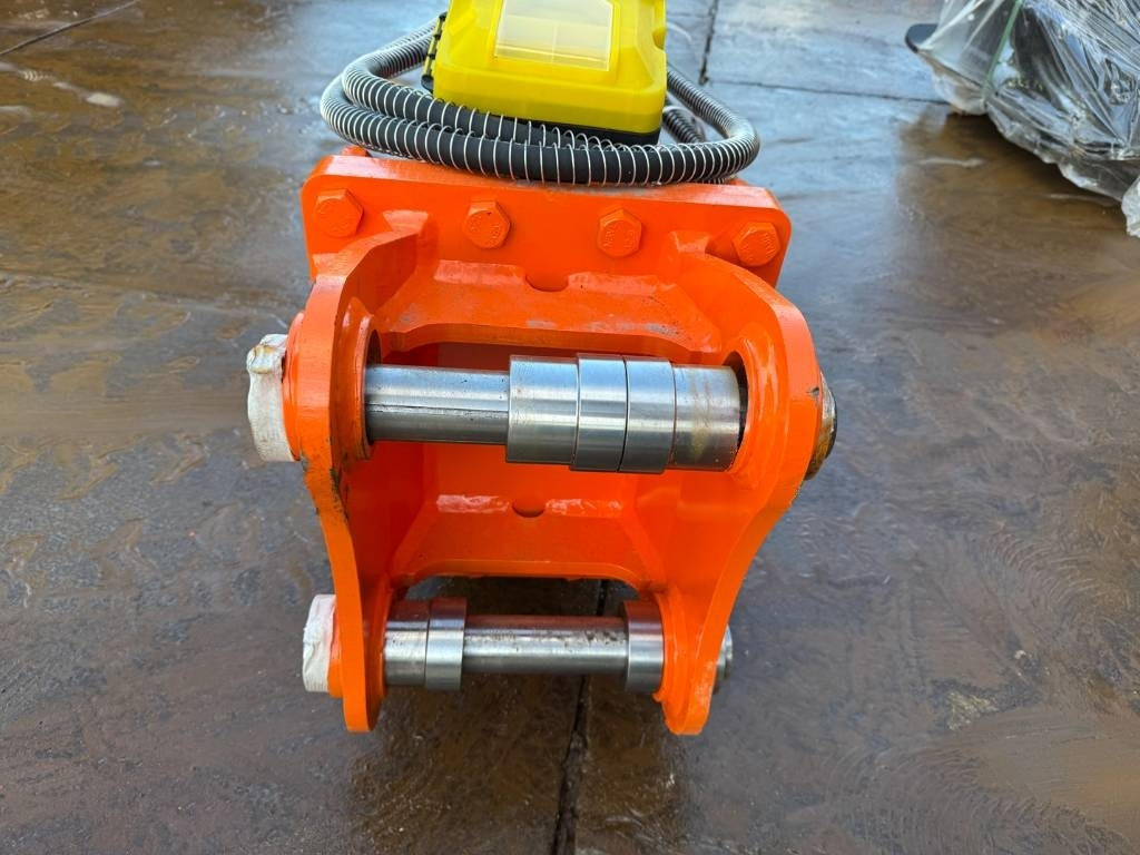 HB 680 hammer 4.5/6 ton - Гідравлічний молот в категорії Будівельна техніка: фото 4 HB 680 hammer 4.5/6 ton - Гідравлічний молот в категорії Будівельна техніка: фото 4