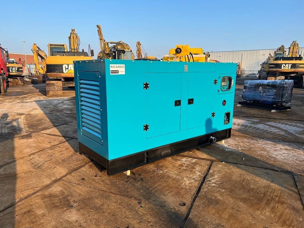 Ricardo 100KVA (80KW) SILENT GENERATOR 3 PHASE 50HZ 400V - Електричний генератор: фото 1 Ricardo 100KVA (80KW) SILENT GENERATOR 3 PHASE 50HZ 400V - Електричний генератор: фото 1