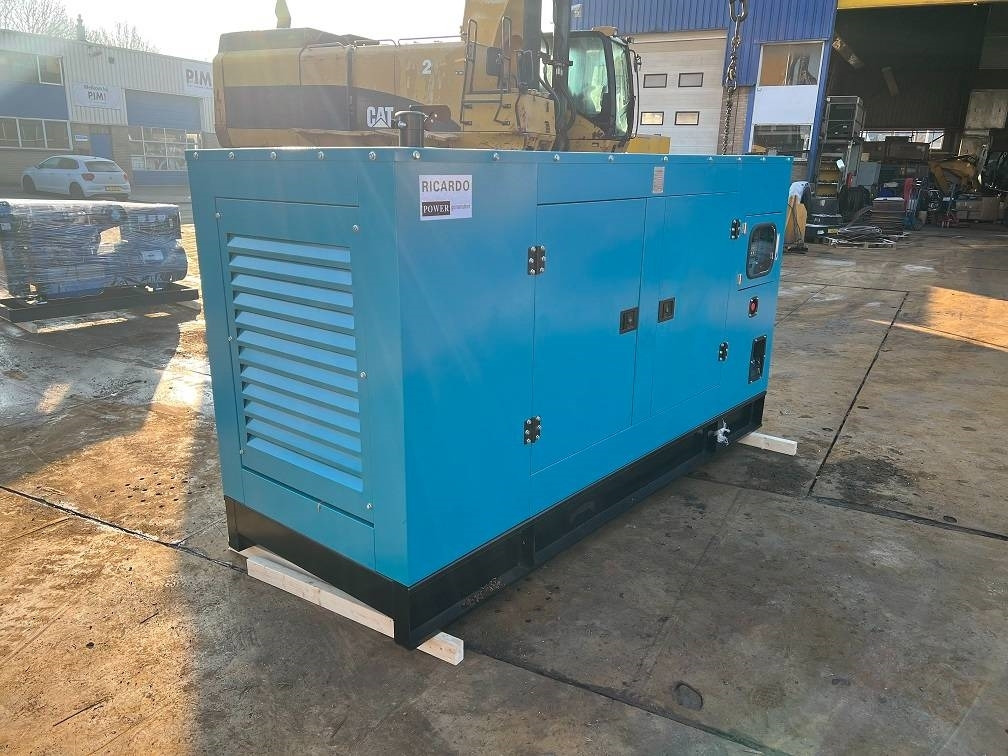 Ricardo 100KVA (80KW) SILENT GENERATOR 3 PHASE 50HZ 400V - Електричний генератор: фото 3 Ricardo 100KVA (80KW) SILENT GENERATOR 3 PHASE 50HZ 400V - Електричний генератор: фото 3