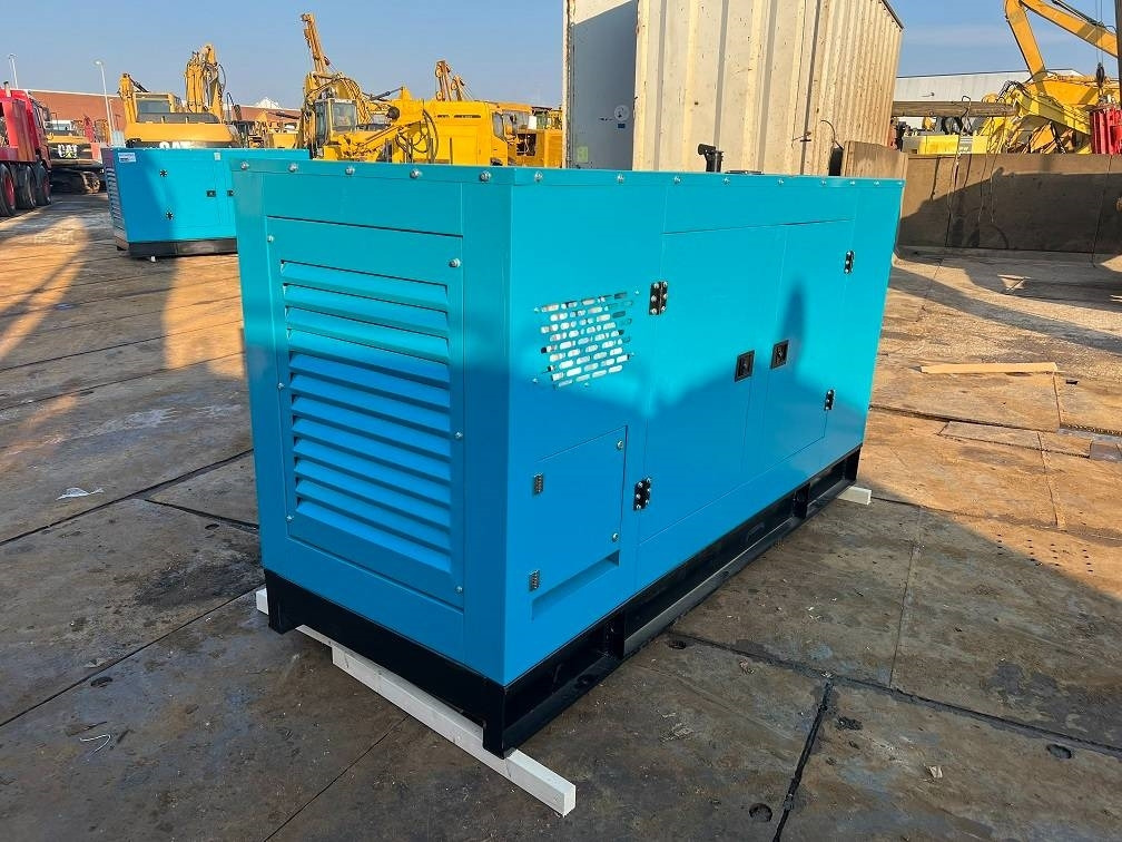 Ricardo 200KVA (160KW) SILENT GENERATOR 3 PHASE 50HZ 400V - Електричний генератор: фото 4 Ricardo 200KVA (160KW) SILENT GENERATOR 3 PHASE 50HZ 400V - Електричний генератор: фото 4