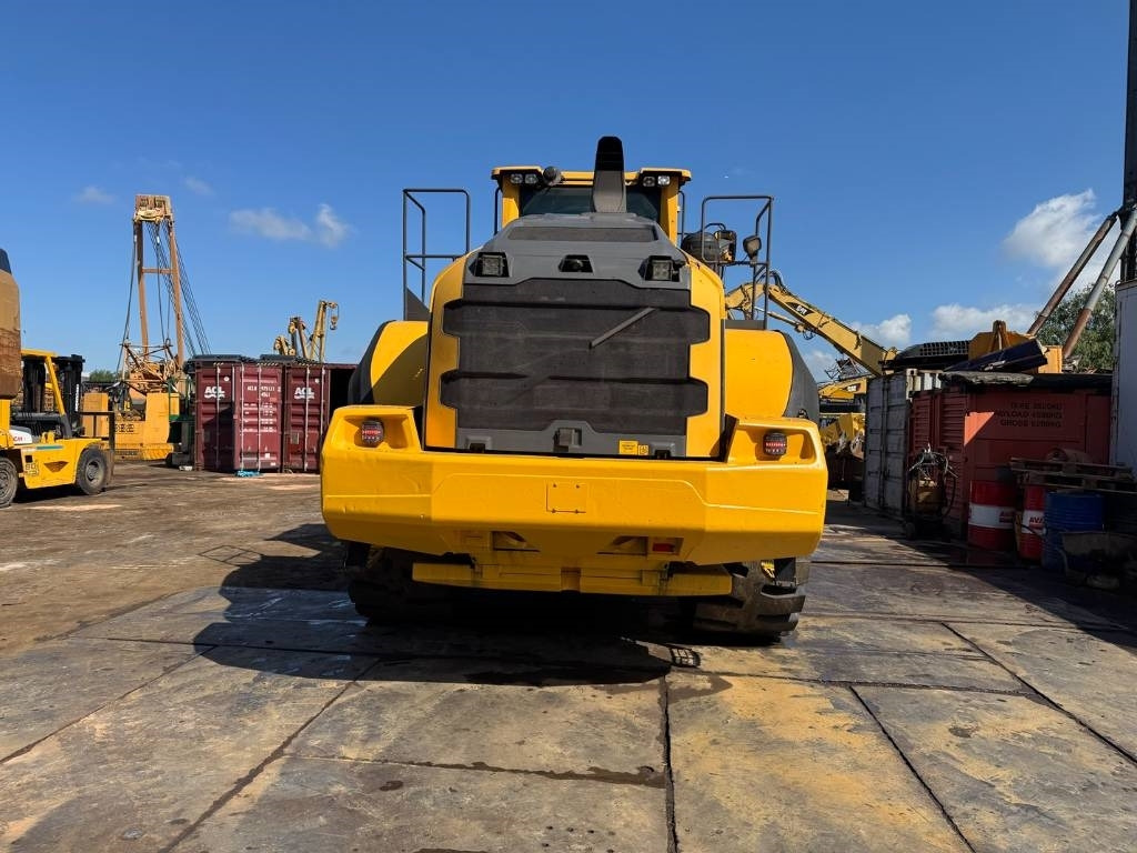 Volvo L 220 H ( WITH NEW TYRES ) - Колісний навантажувач: фото 4 Volvo L 220 H ( WITH NEW TYRES ) - Колісний навантажувач: фото 4