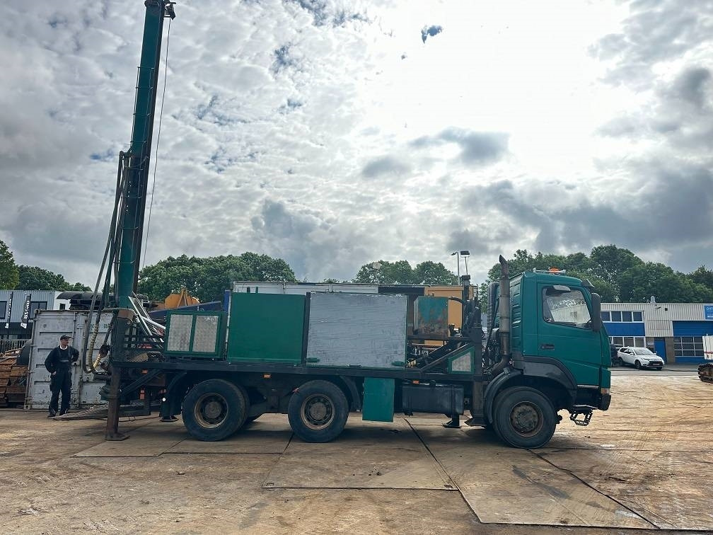 Volvo terberg fm1350 waterdrill 500m mudpump - Бурова установка: фото 3 Volvo terberg fm1350 waterdrill 500m mudpump - Бурова установка: фото 3