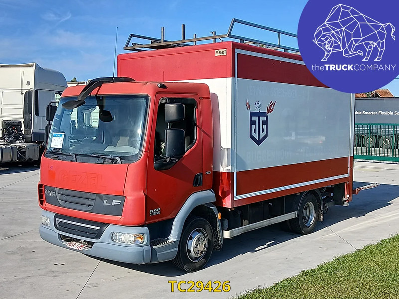 DAF LF 45 140 - Вантажівка з закритим кузовом: фото 1 DAF LF 45 140 - Вантажівка з закритим кузовом: фото 1