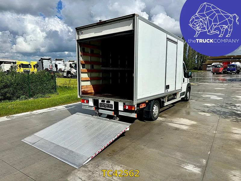 Fiat Ducato meubelbak + lift 3.0D automaat - Фургон з закритим кузовом: фото 3 Fiat Ducato meubelbak + lift 3.0D automaat - Фургон з закритим кузовом: фото 3