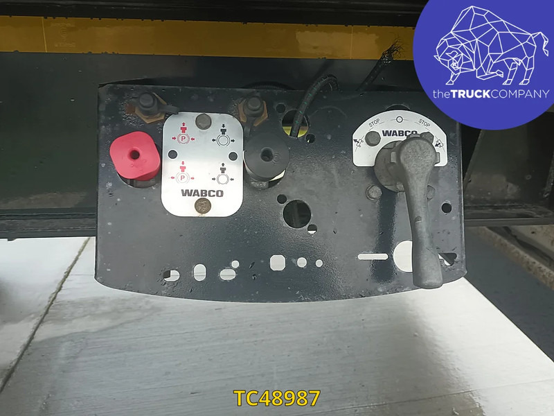 Hoet Trailers - Тентований напівпричіп: фото 3 Hoet Trailers - Тентований напівпричіп: фото 3