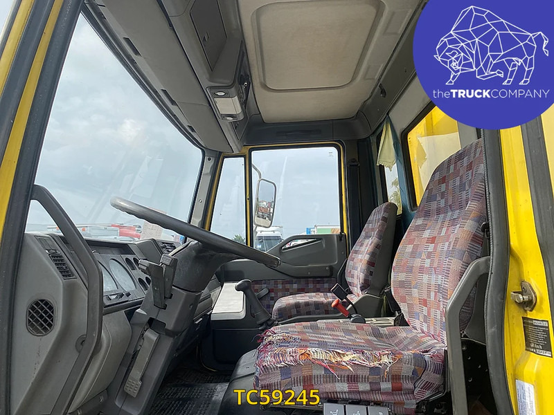 Iveco EuroCargo 120 E18 - Вантажівка шасі: фото 3 Iveco EuroCargo 120 E18 - Вантажівка шасі: фото 3