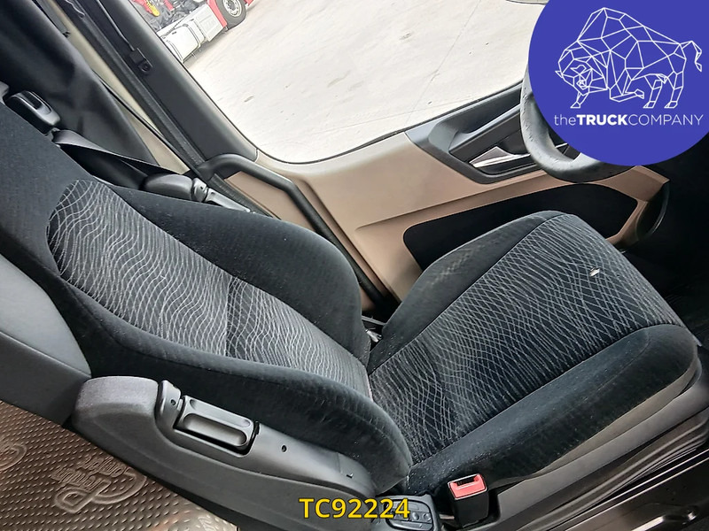 Mercedes-Benz Actros 2548 - Тентована вантажівка: фото 4 Mercedes-Benz Actros 2548 - Тентована вантажівка: фото 4