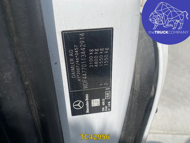Mercedes-Benz Vito 111 CDI MINIBUS 9 SEATS - Мікроавтобус, Пасажирський фургон: фото 2 Mercedes-Benz Vito 111 CDI MINIBUS 9 SEATS - Мікроавтобус, Пасажирський фургон: фото 2