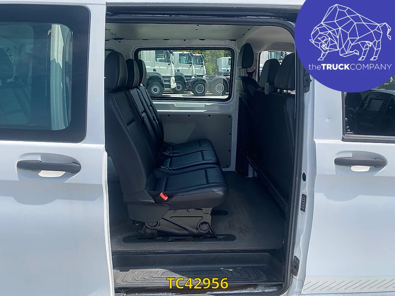 Mercedes-Benz Vito 111 CDI MINIBUS 9 SEATS - Мікроавтобус, Пасажирський фургон: фото 4 Mercedes-Benz Vito 111 CDI MINIBUS 9 SEATS - Мікроавтобус, Пасажирський фургон: фото 4