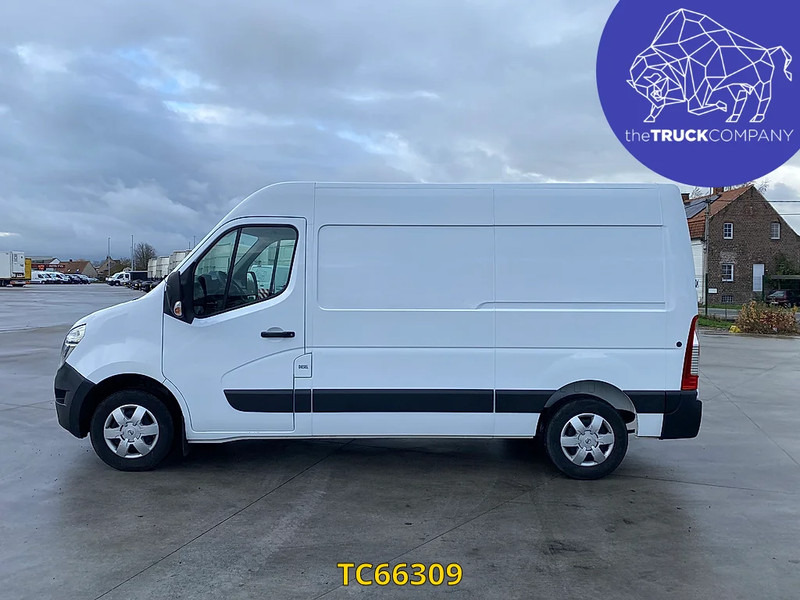 Nissan Interstar 130.35 L2H2 - Легковий фургон: фото 2 Nissan Interstar 130.35 L2H2 - Легковий фургон: фото 2