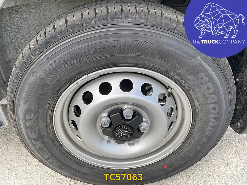 Peugeot Boxer - Суцільнометалевий фургон: фото 3 Peugeot Boxer - Суцільнометалевий фургон: фото 3