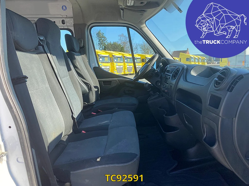 Renault Master 130 - Мікроавтобус, Пасажирський фургон: фото 5 Renault Master 130 - Мікроавтобус, Пасажирський фургон: фото 5