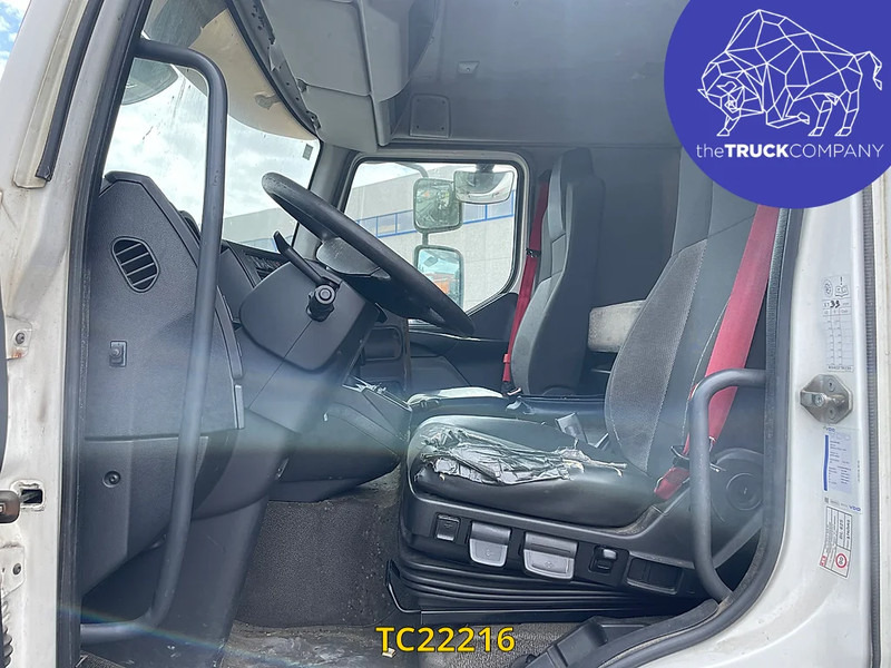 Renault Premium 280 - Вантажівка з закритим кузовом: фото 2 Renault Premium 280 - Вантажівка з закритим кузовом: фото 2