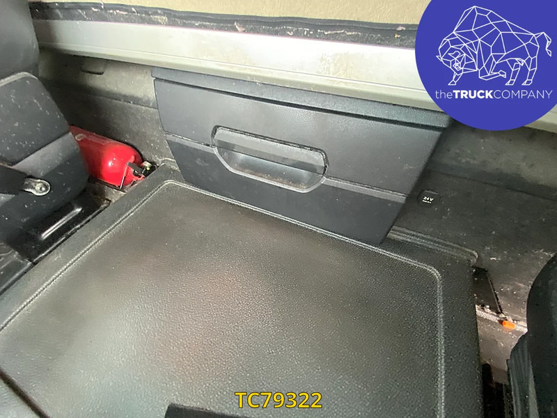 Тягач Mercedes-Benz Actros 1842: фото 6