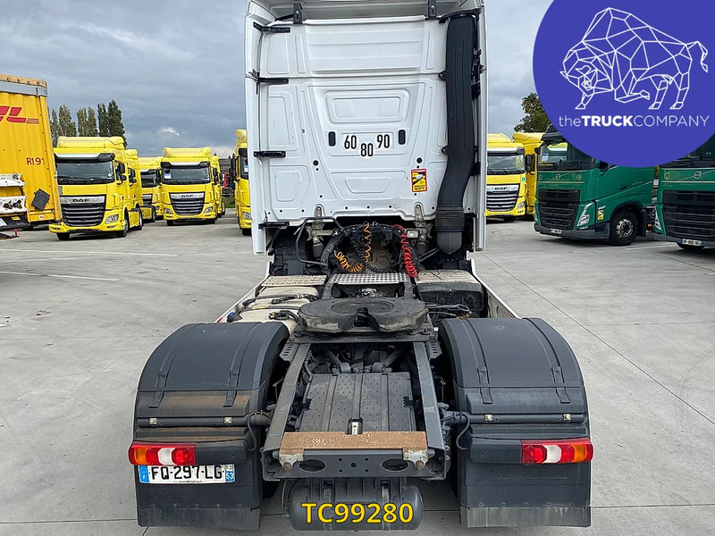 Тягач Mercedes-Benz Actros 1845: фото 6 Тягач Mercedes-Benz Actros 1845: фото 6