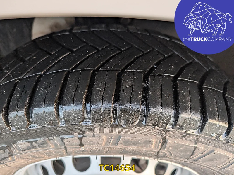 Суцільнометалевий фургон Volkswagen Crafter 180 L1H2: фото 19 Суцільнометалевий фургон Volkswagen Crafter 180 L1H2: фото 19