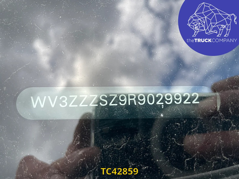 Volkswagen Crafter 2.0 TDI BOX + LIFT - Фургон з закритим кузовом: фото 3 Volkswagen Crafter 2.0 TDI BOX + LIFT - Фургон з закритим кузовом: фото 3