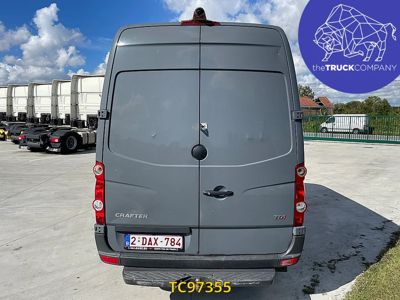 Volkswagen Crafter 2.0 TDI - Суцільнометалевий фургон: фото 4 Volkswagen Crafter 2.0 TDI - Суцільнометалевий фургон: фото 4