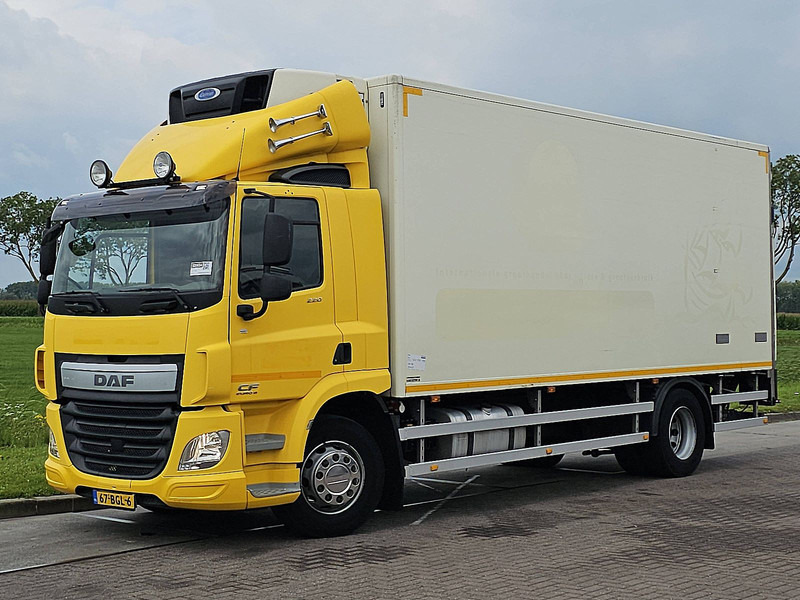 DAF CF 220 CARRIER LIFT DOORS - Рефрижератор вантажівка: фото 2 DAF CF 220 CARRIER LIFT DOORS - Рефрижератор вантажівка: фото 2