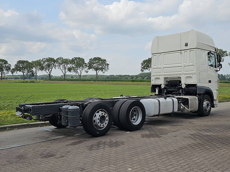 DAF XF 480 SSC 6X2 FAR INTARDER - Вантажівка шасі: фото 3 DAF XF 480 SSC 6X2 FAR INTARDER - Вантажівка шасі: фото 3