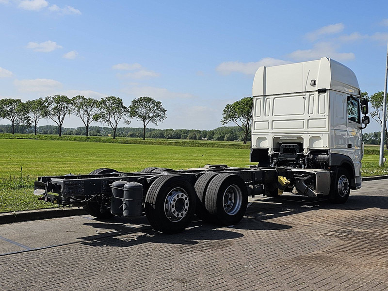 DAF XF 480 SSC 6X2 FAR INTARDER - Вантажівка шасі: фото 3 DAF XF 480 SSC 6X2 FAR INTARDER - Вантажівка шасі: фото 3