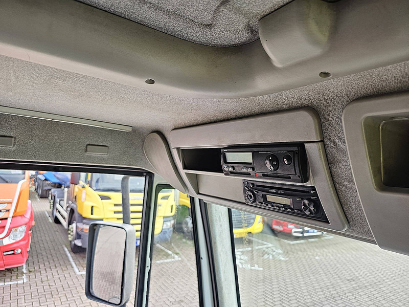 Тентована вантажівка Iveco 120E24 EUROCARGO: фото 12 Тентована вантажівка Iveco 120E24 EUROCARGO: фото 12