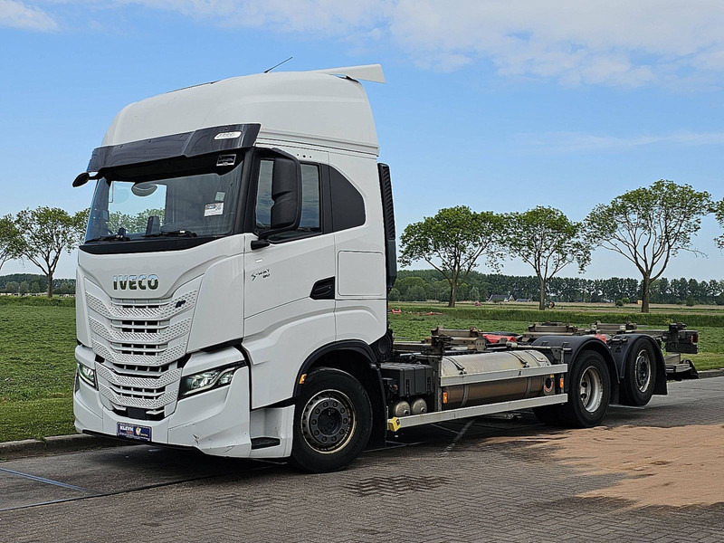 Iveco S-WAY AS260S46 LNG INT. STEERAXLE - Контейнеровоз/ Змінний кузов вантажівка: фото 2 Iveco S-WAY AS260S46 LNG INT. STEERAXLE - Контейнеровоз/ Змінний кузов вантажівка: фото 2