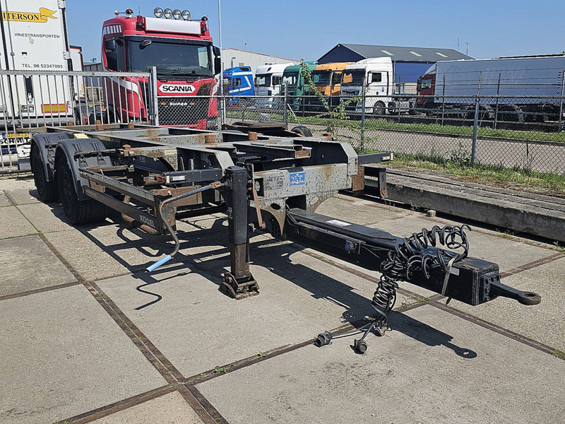 Kögel ZW18 BDF TANDEM - Контейнеровоз/ Змінний кузов причіп: фото 5 Kögel ZW18 BDF TANDEM - Контейнеровоз/ Змінний кузов причіп: фото 5