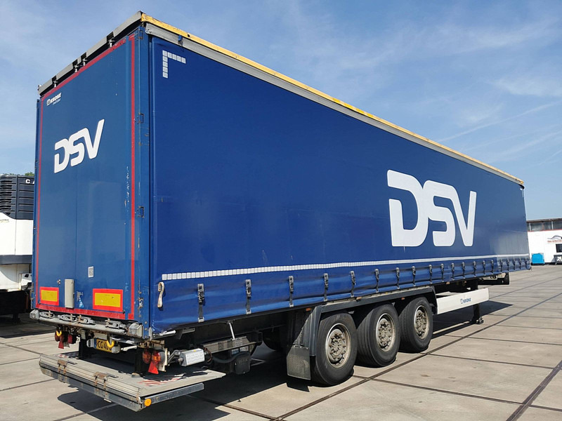 Krone SDP 02 BÄR 2 TONS TAILLIFT - Тентований напівпричіп: фото 2 Krone SDP 02 BÄR 2 TONS TAILLIFT - Тентований напівпричіп: фото 2