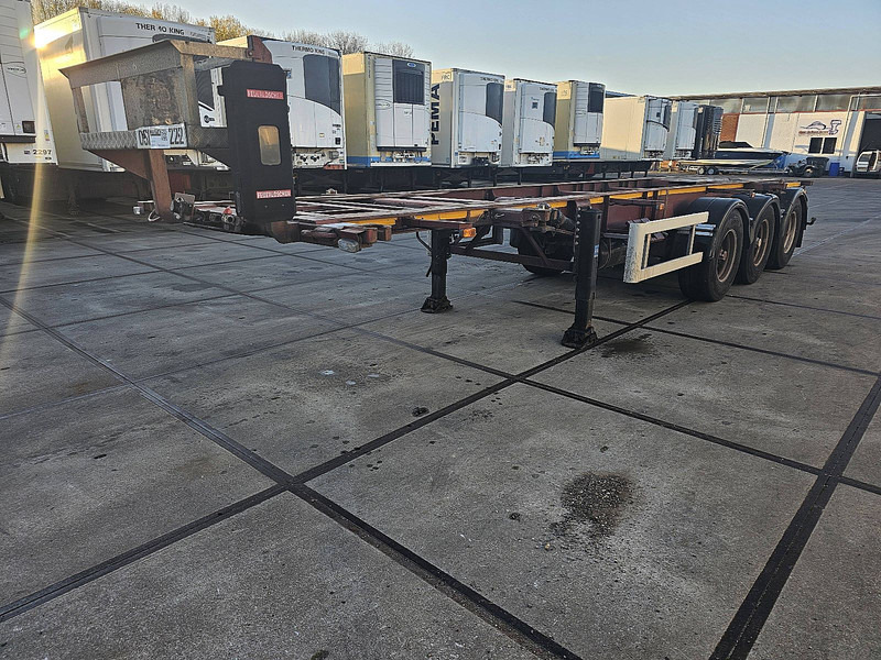 LAG O-3-38 CD ADR FL OX AT 20-30FT - Контейнеровоз/ Змінний кузов напівпричіп: фото 1 LAG O-3-38 CD ADR FL OX AT 20-30FT - Контейнеровоз/ Змінний кузов напівпричіп: фото 1