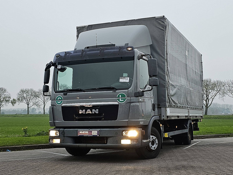 MAN 8.220 TGL MANUAL LIFT AIRCO - Тентована вантажівка: фото 1 MAN 8.220 TGL MANUAL LIFT AIRCO - Тентована вантажівка: фото 1