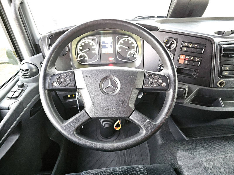 Interior photo 3: Вантажівка з закритим кузовом Mercedes-Benz ATEGO 1524 AIRCO LIFT AHK