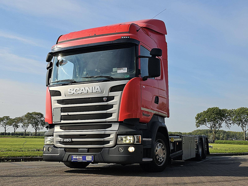 Scania R450 HL 6X2*4 RET. CROWN - Контейнеровоз/ Змінний кузов вантажівка: фото 1 Scania R450 HL 6X2*4 RET. CROWN - Контейнеровоз/ Змінний кузов вантажівка: фото 1