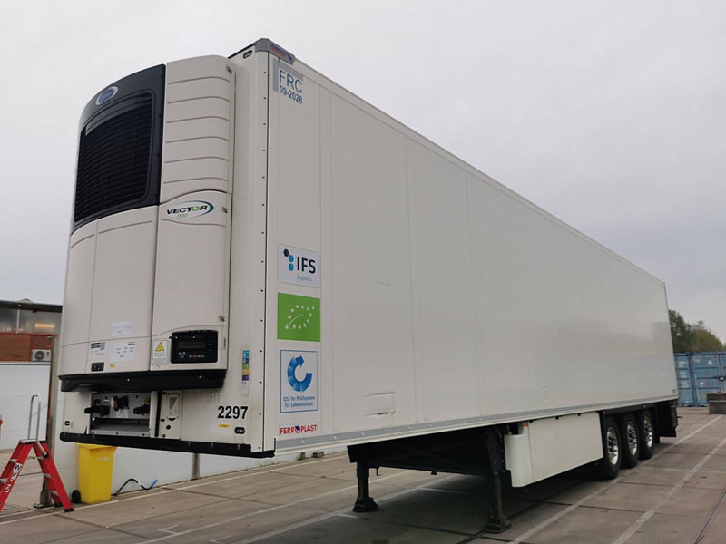 Schmitz Cargobull SCB*S3B Carrier1550 D+E dopp - Рефрижератор напівпричіп: фото 1 Schmitz Cargobull SCB*S3B Carrier1550 D+E dopp - Рефрижератор напівпричіп: фото 1