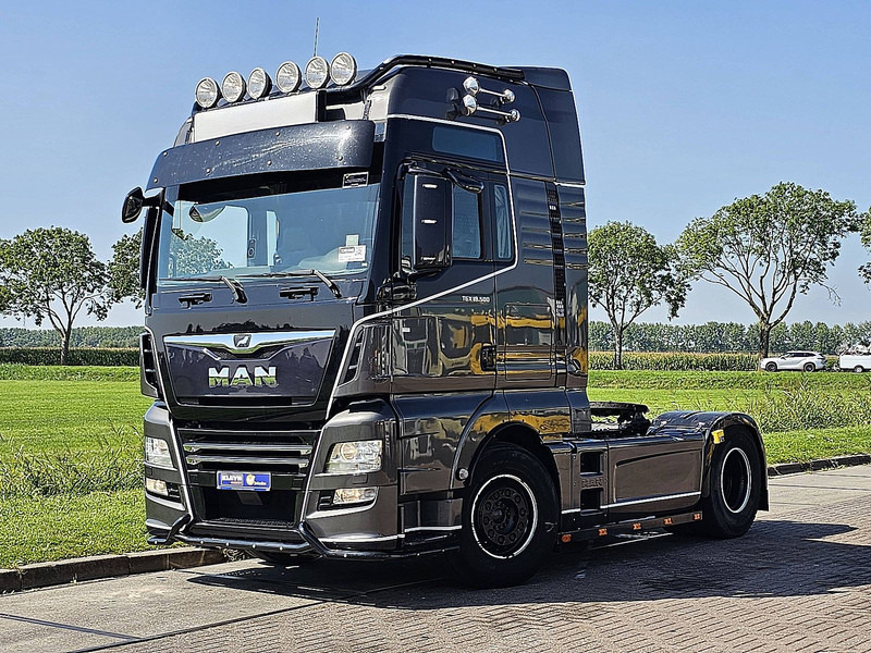 MAN 18.500 TGX XXL FULL OPTIONS - Тягач: фото 2 MAN 18.500 TGX XXL FULL OPTIONS - Тягач: фото 2