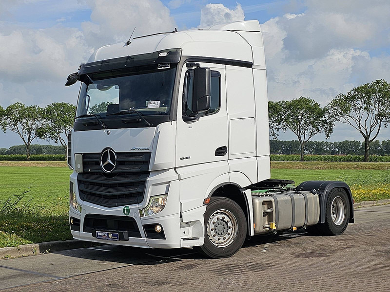 Mercedes-Benz ACTROS 1848 LS STR.SP. RET. 2X TANK - Тягач: фото 2 Mercedes-Benz ACTROS 1848 LS STR.SP. RET. 2X TANK - Тягач: фото 2