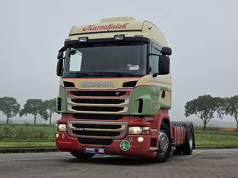 Тягач Scania R440: фото 1