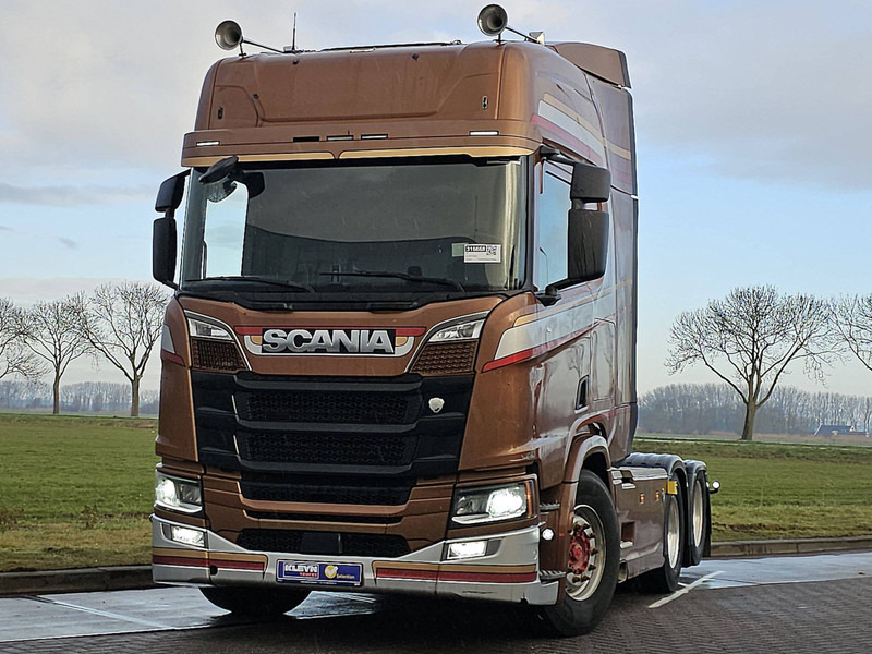 Scania R580 6X2 NB LED LEATHER - Тягач: фото 1 Scania R580 6X2 NB LED LEATHER - Тягач: фото 1
